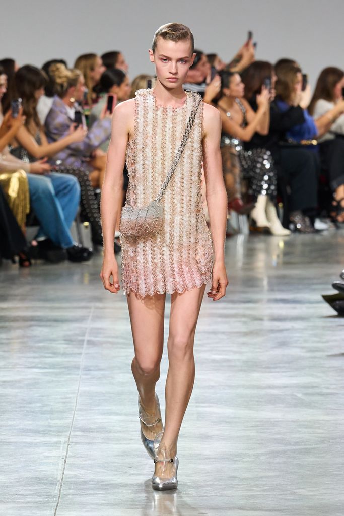 Paris Fashion Week: Rabanne Primavera/Verano 2025