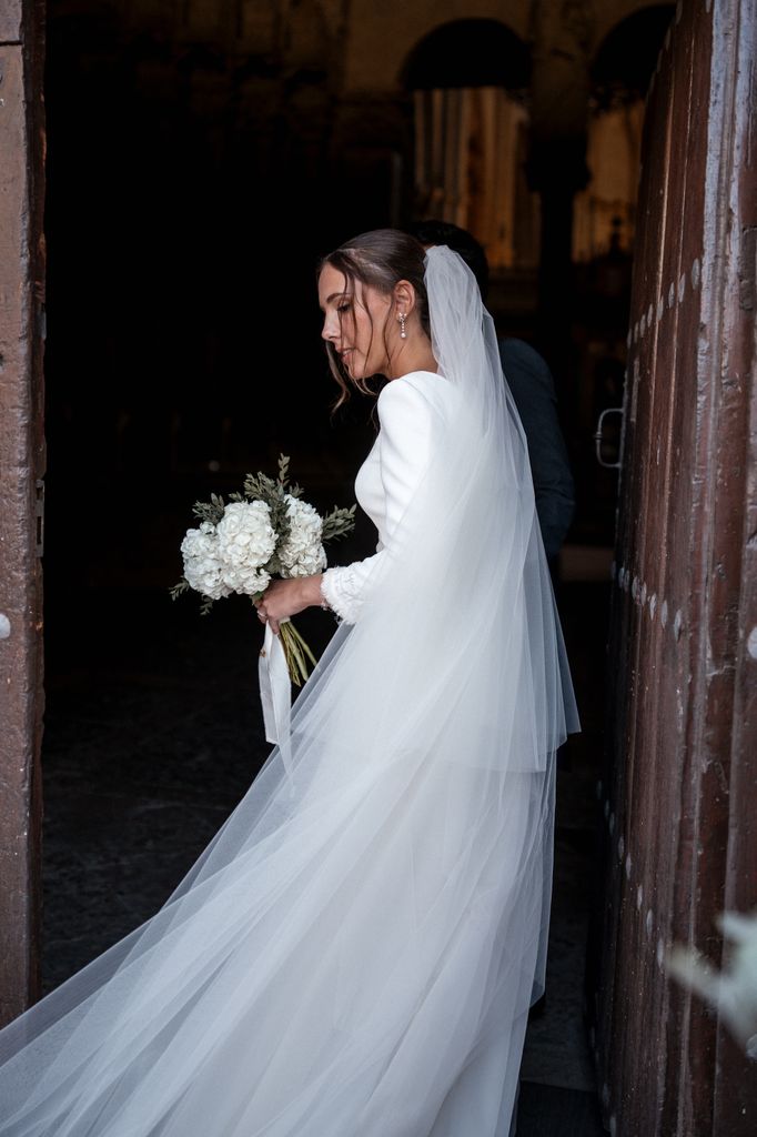 Vestido de novia de Valenzuela