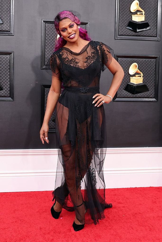 grammy2022alfombraroja4 a