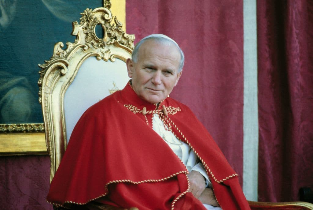 El Papa Juan Pablo II en una visita en Avila, España, en 1982.