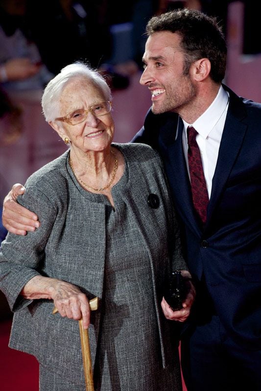 Daniel Guzmán ha pasado los últimos seis años apartado de la pequeña y la gran pantalla para cocinar a fuego lento A cambio de nada, su apuesta más personal que incluye en el reparto a Antonia Guzmán, su abuela
