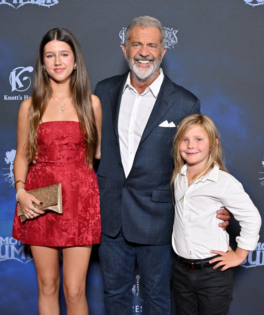 Mel Gibson con sus hijos Lucía y Lars en la proyección de la nueva película del actor 'Monster Summer' en Los Ángeles