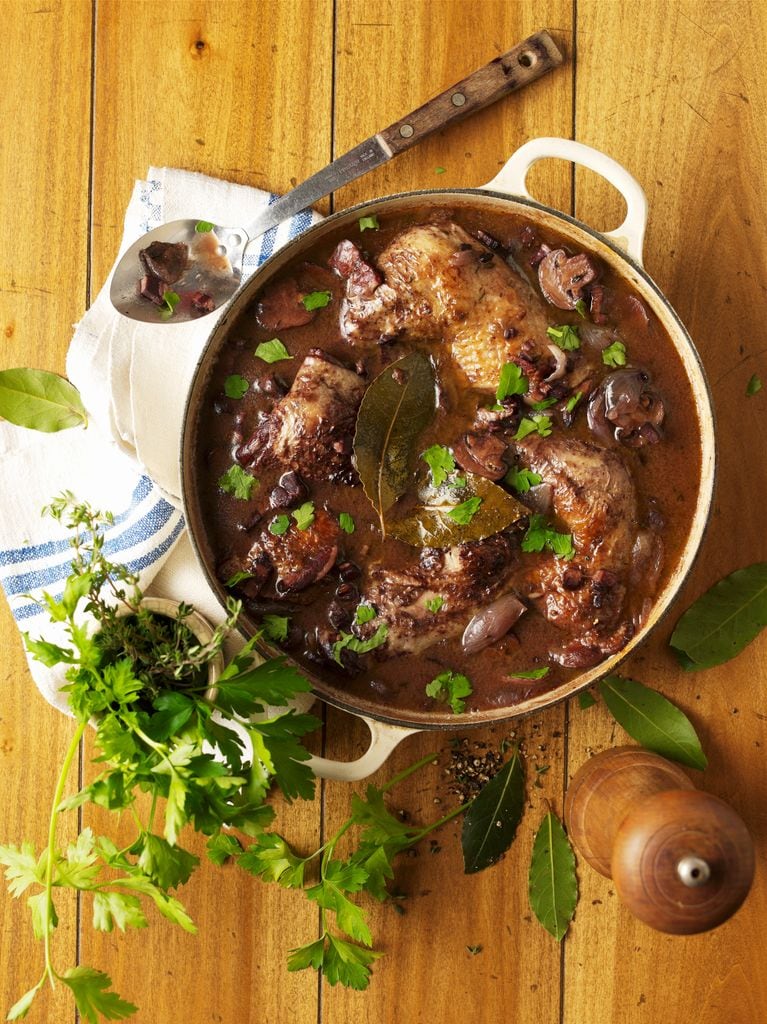 Coq au vin, un clásico de la cocina francesa