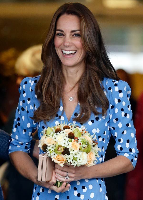 Kate Middleton con vestido azul