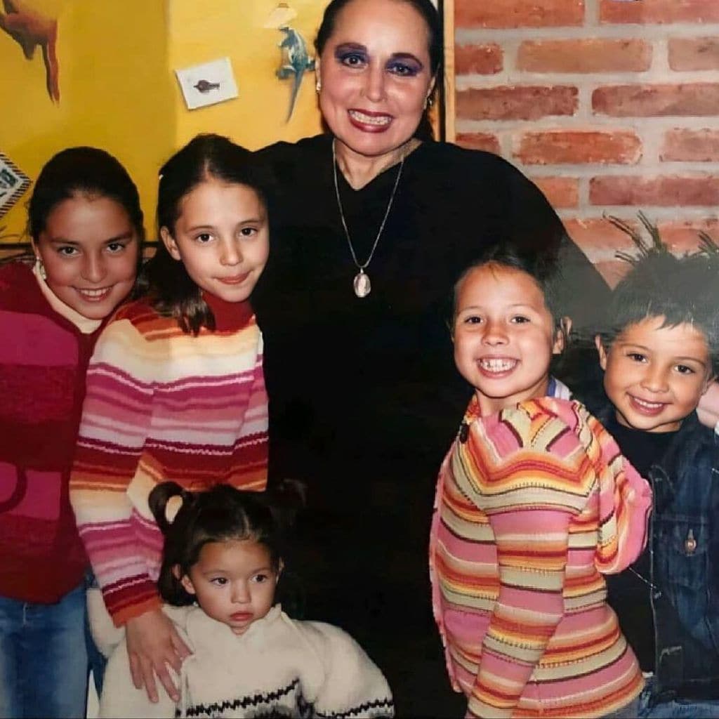 majo susana leonardo y ngela aguilar con su abuela flor silvestre