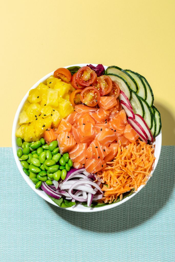 Ninja Salmon, el poke más vendido de Aloha Poké