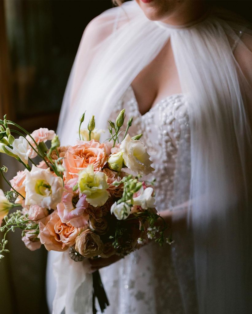 ramo de novia naranja y pequeño 