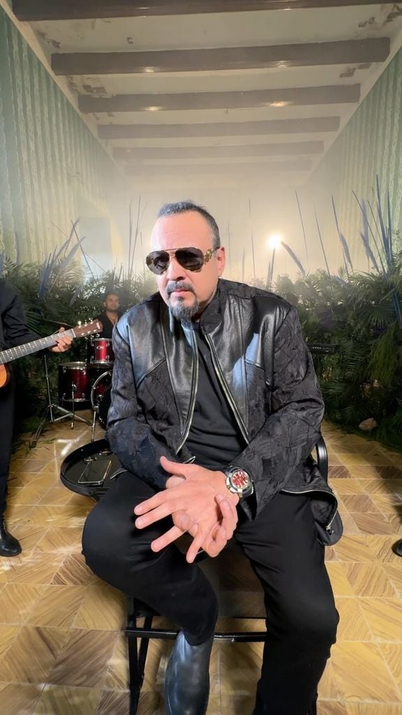 Pepe Aguilar 