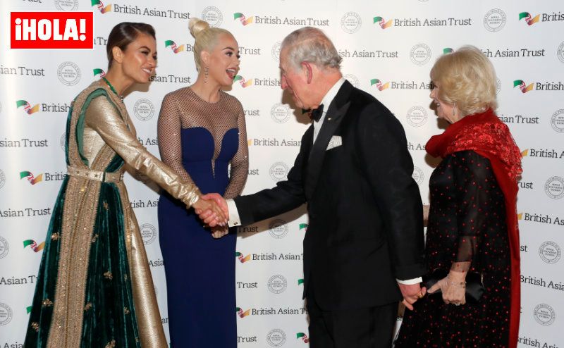 Katy Perry con Carlos III y la reina Camilla