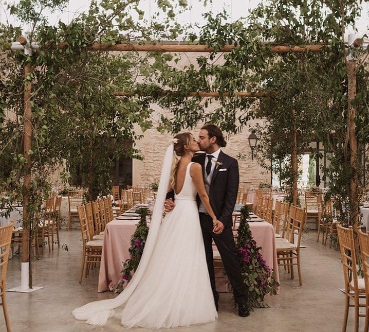 María Verdoy y Vicente Tronchoni, en el día de su boda. Foto del IG de María Verdoy