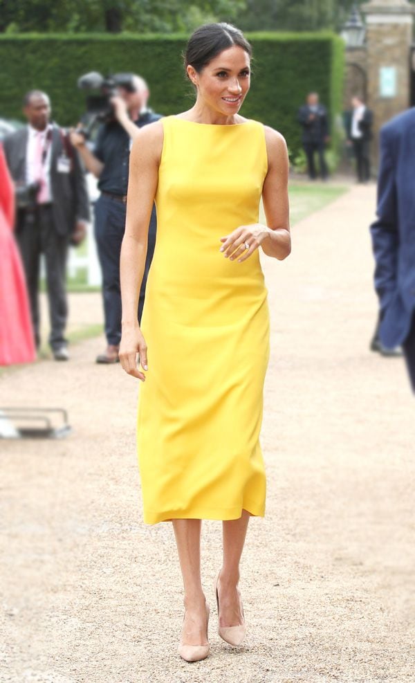 meghan-markle-vestido-amarillo