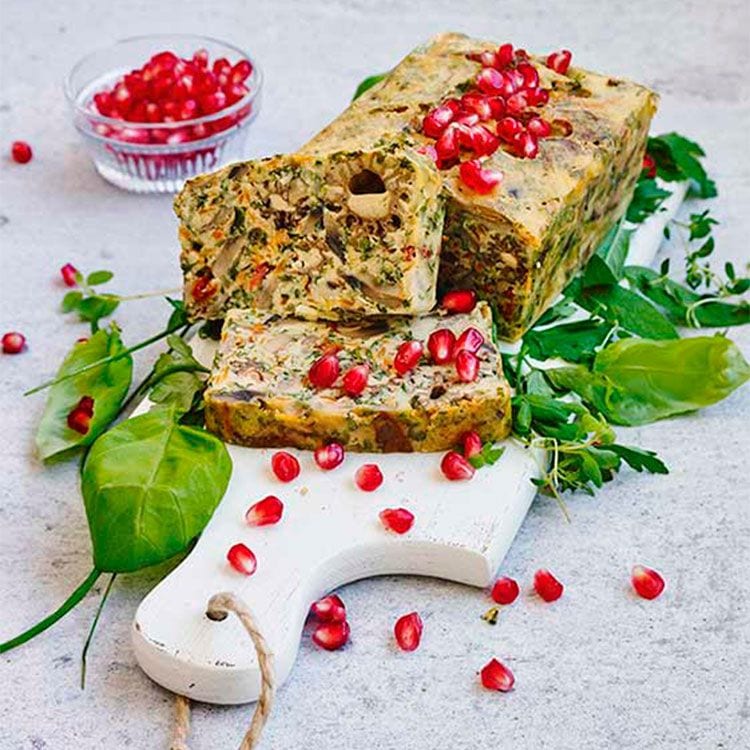 Terrina de champiñones, tomates secos y granada