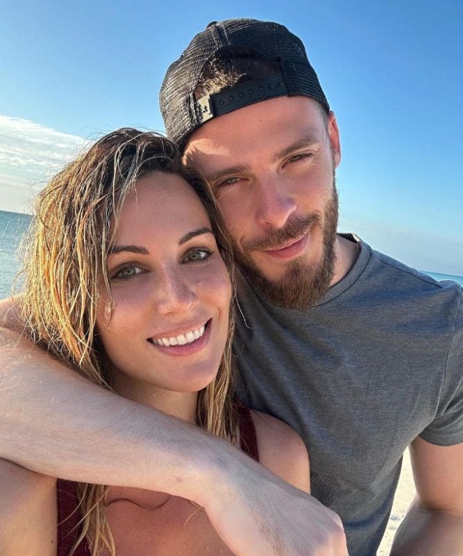 Edurne y De Gea en la playa