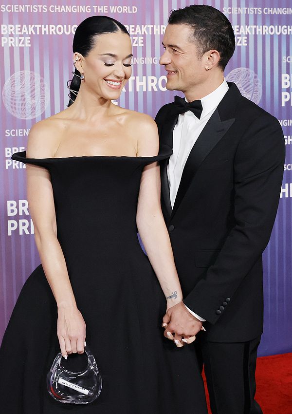 El insólito posado de Katy Perry y Orlando Bloom en los premios Breakthrough