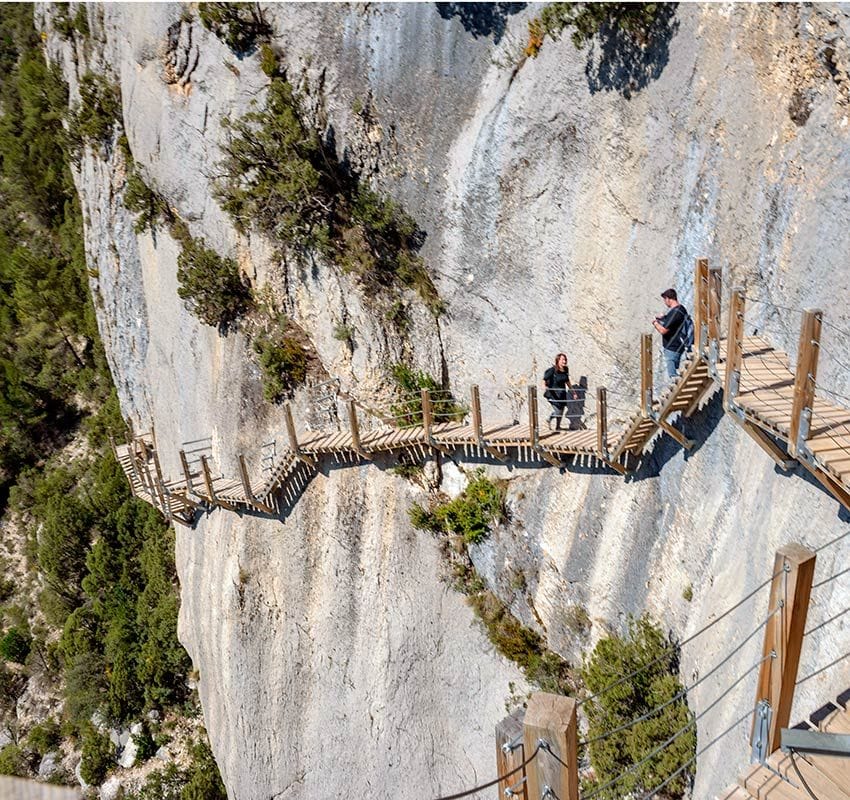 Reabren las Pasarelas de Montfalcó tras una restauración, entre Huesca y LLeida