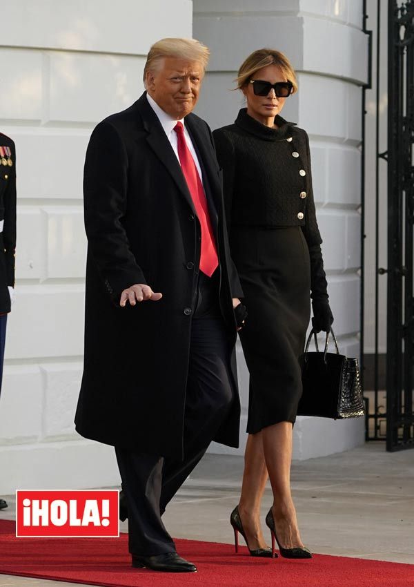 Melania Trump con look negro