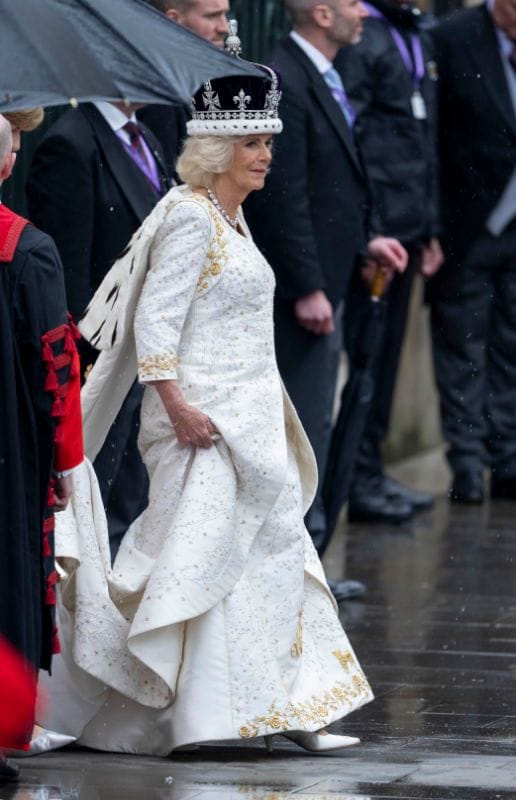 La reina Camilla en su coronación