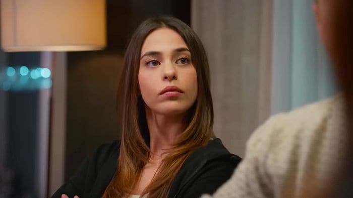 Avance de 'Hermanos': Elif no se fía de las intenciones con las que ha regresado su padre