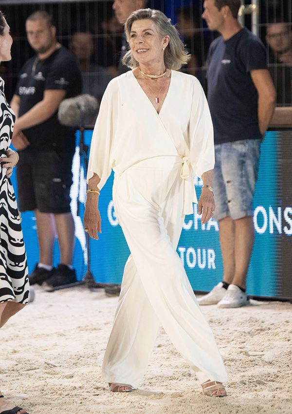 Carolina-de-monaco-look-blanco