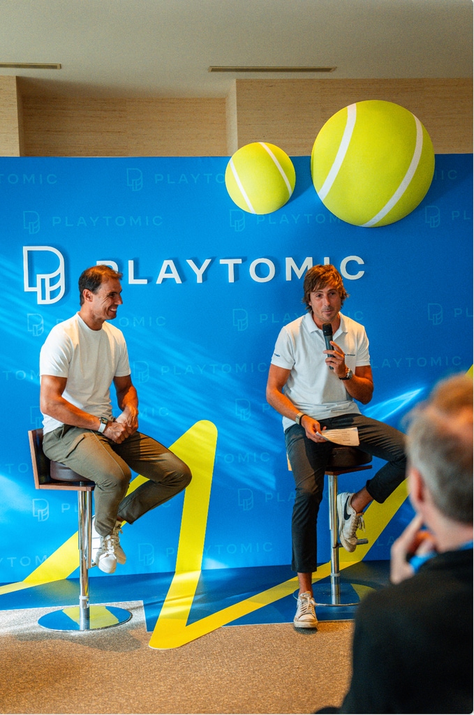 Rafael Nadal junto a Pablo Carro, ambos como inversionistas de 'Playtomic', se han dado a la tarea de promocionar el pádel a nivel mundial