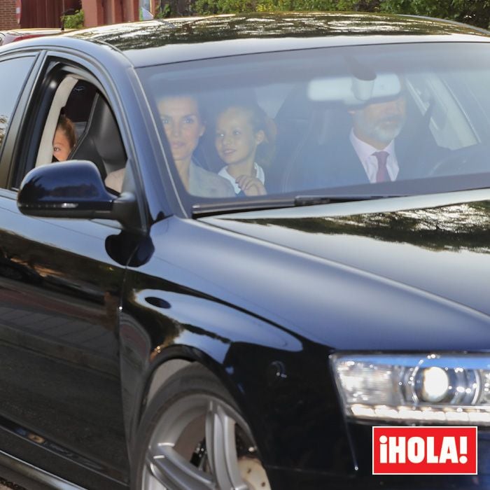 Primer día de colegio para la princesa Leonor y la infanta Sofía