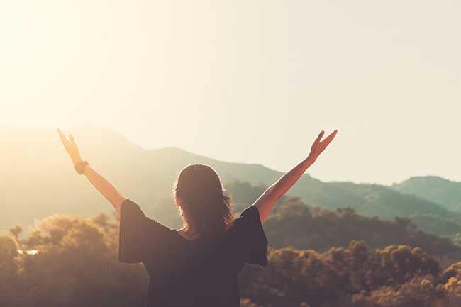 Puede que nunca encuentres la felicidad, pero quiérete para sentirte bien, a pesar de todo 