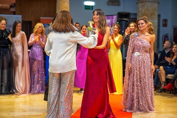 Sara Sánchez, elegida reina de la belleza senior de España