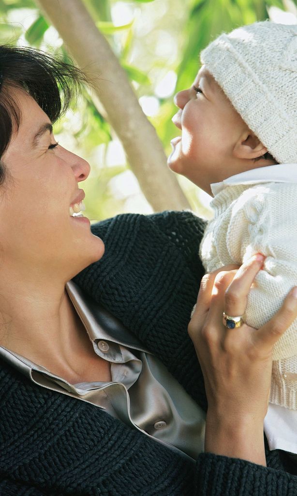 Fabiola Martínez con su hijo Kike