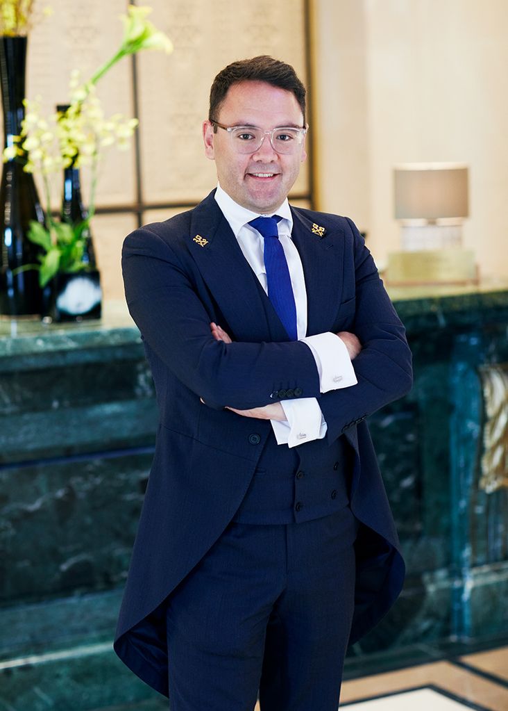 Raúl Bermejo, chief concierge del hotel Four Seasons Madrid 