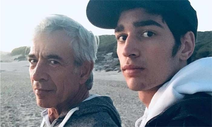 Daniel Arias, con su padre, Imanol