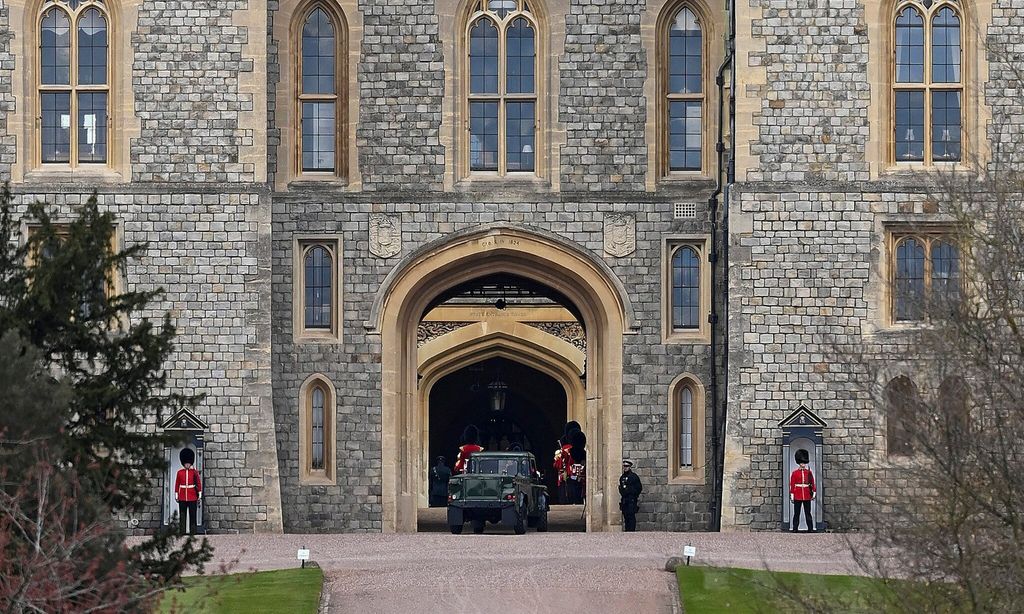 prince philip 39 s custom made land rover hearse unveiled for the first time