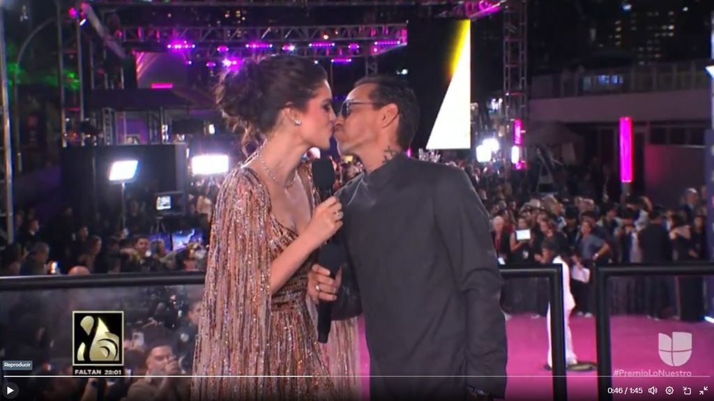 Nadia Ferreira y Marc Anthony en Premio Lo Nuestro