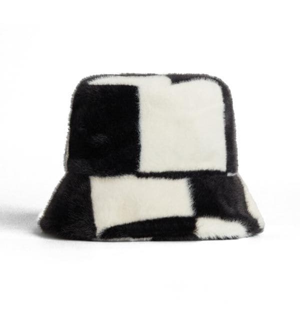 gorro bershka