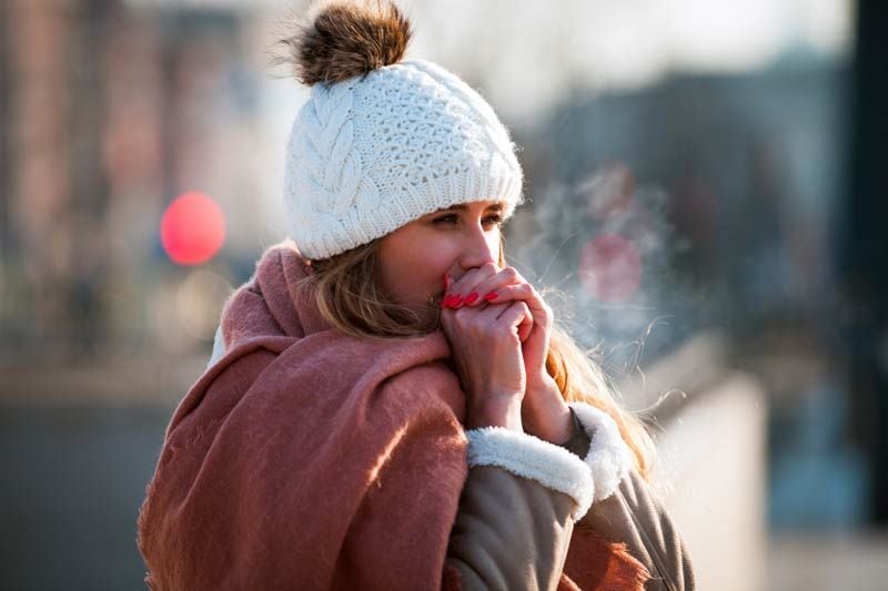 mujer frio