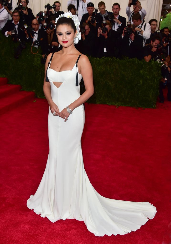 Selena Gomez met gala 2015 