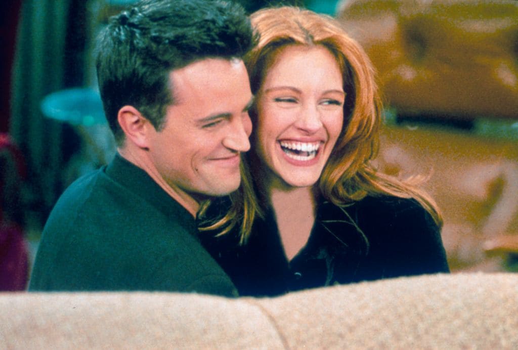 Matthew Perry con Julia Roberts