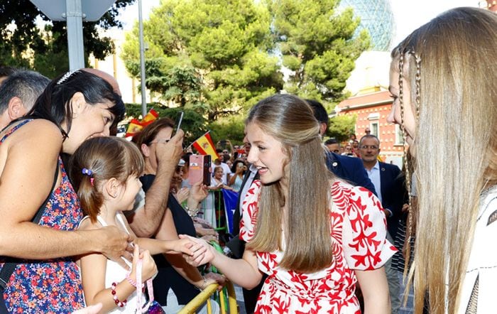 La Princesa Leonor y la infanta Sofía en Figueres