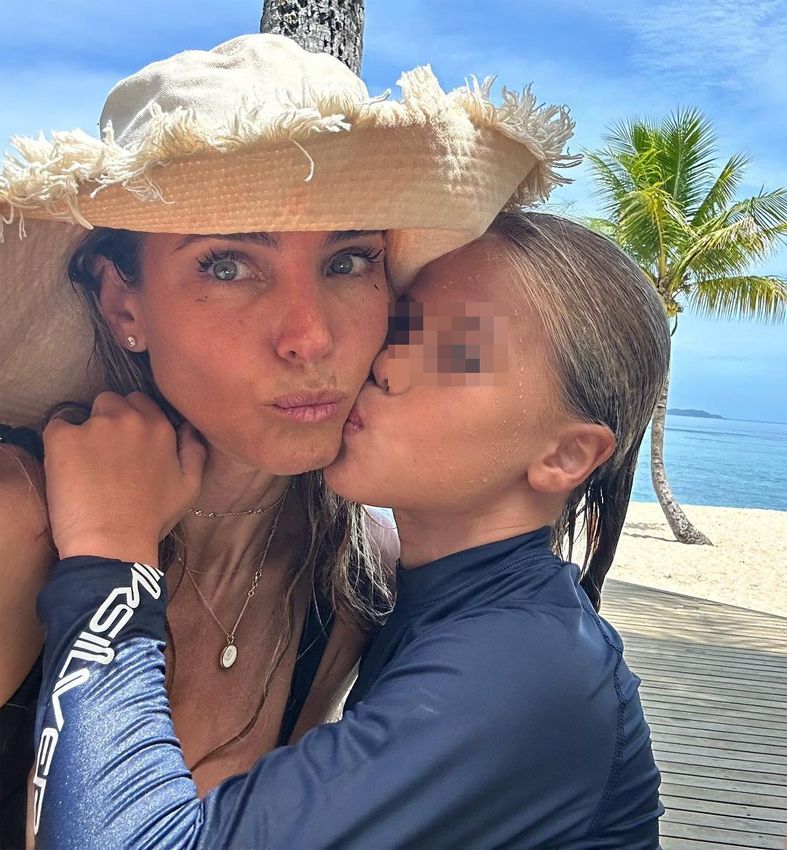 Elsa Pataky, todo amor con uno de sus hijos