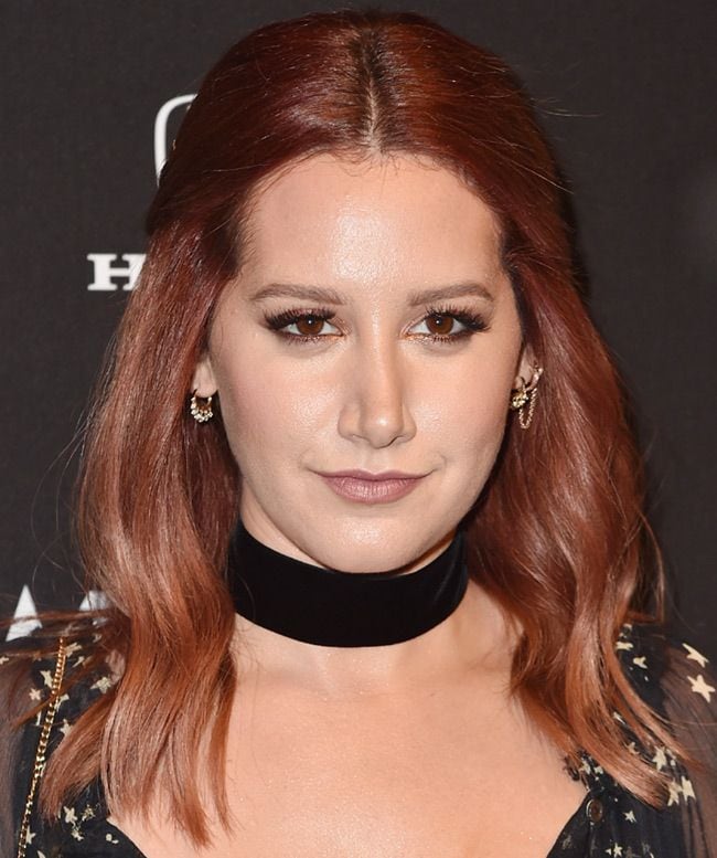 'Copia' a la actriz y cantante Ashley Tisdale y recurre a un tinte temporal para cambiar tu imagen en esta noche terrorífica
