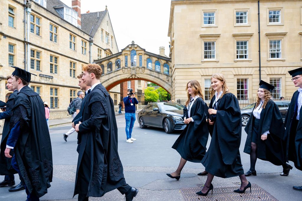 Graduacion en Oxford de la princesa Elisabeth el 23 de julio de 2024
