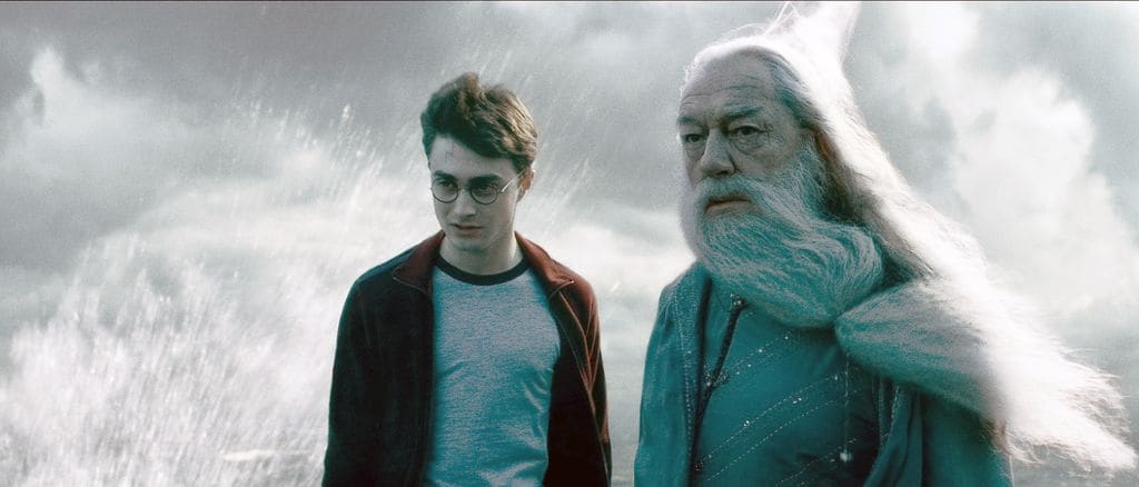  Michael Gambon