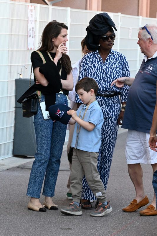 Carlota Casiraghi y su hijo Raphaël