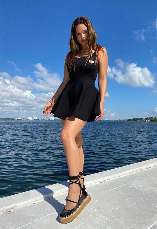 rosalia-vestido-negro