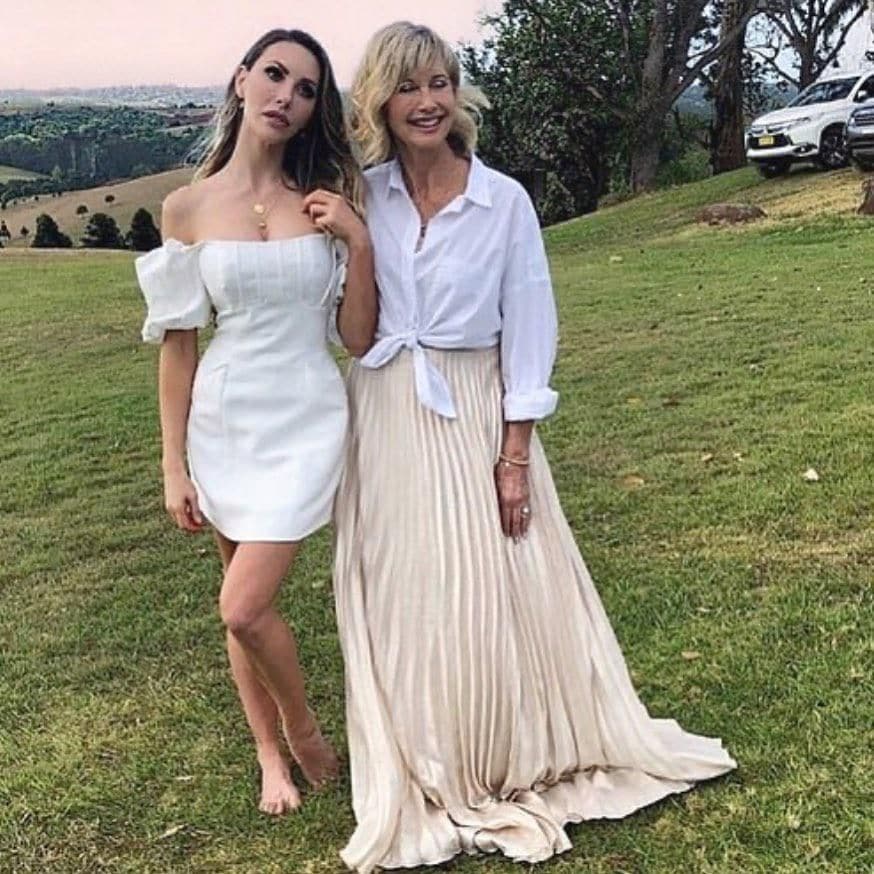 Olivia Newton John y su hija, Chloe Rose Lattanzi