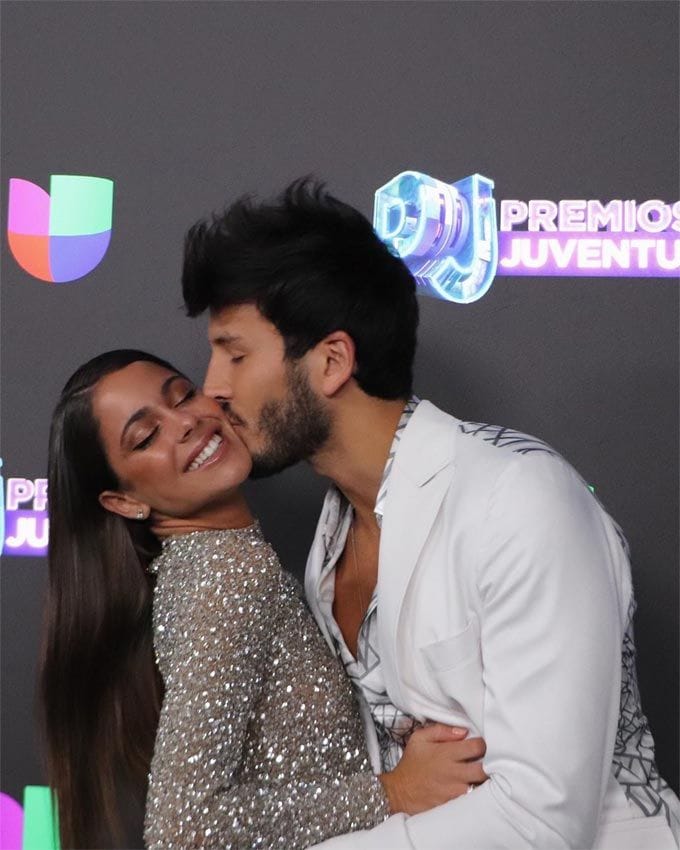 Sebastián Yatra y Tini Stoessel