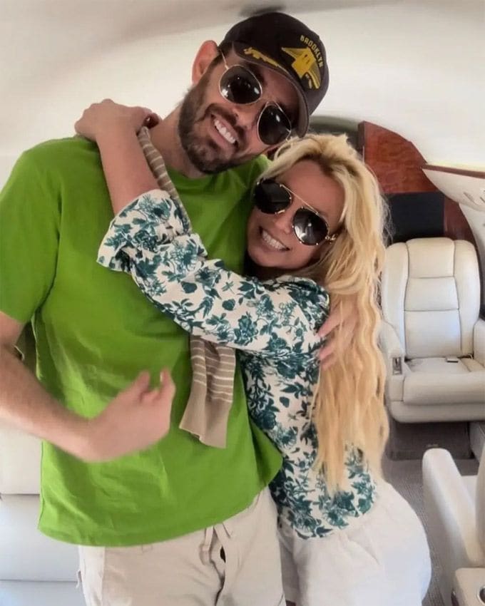 Britney Spears en México con su mánager