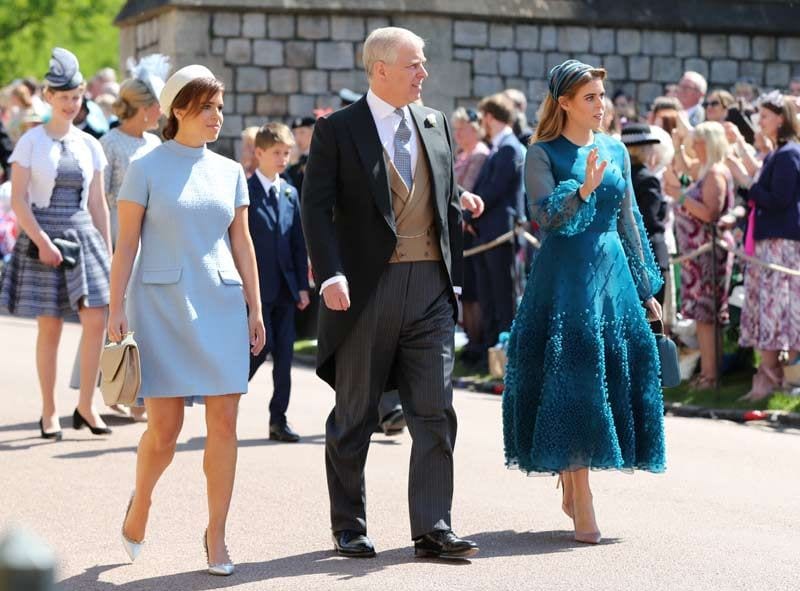 El príncipe Andrés, Beatriz y Eugenia de York