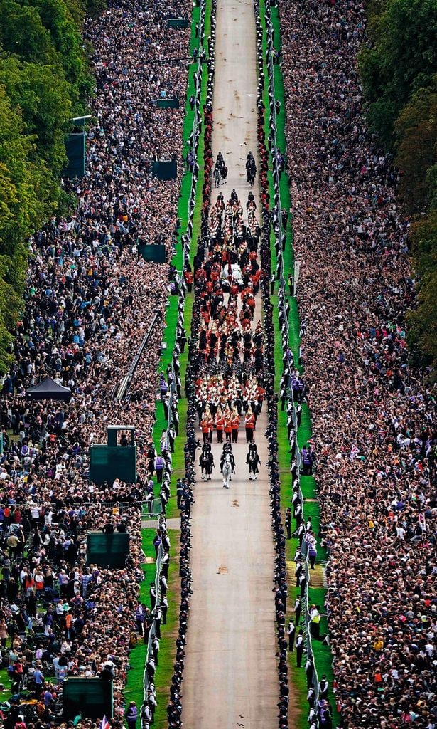 HO4078 Reina Isabel II funeral