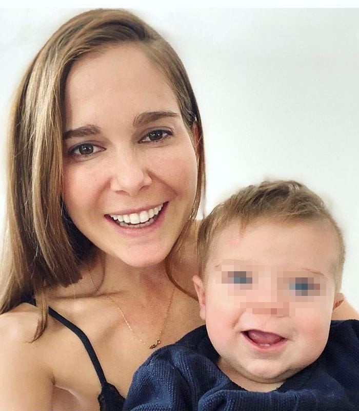 Natalia Sánchez con su hijo