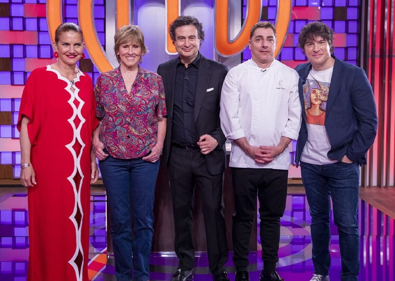 Jordi Roca y Mercedes Milá visitan MasterChef 11